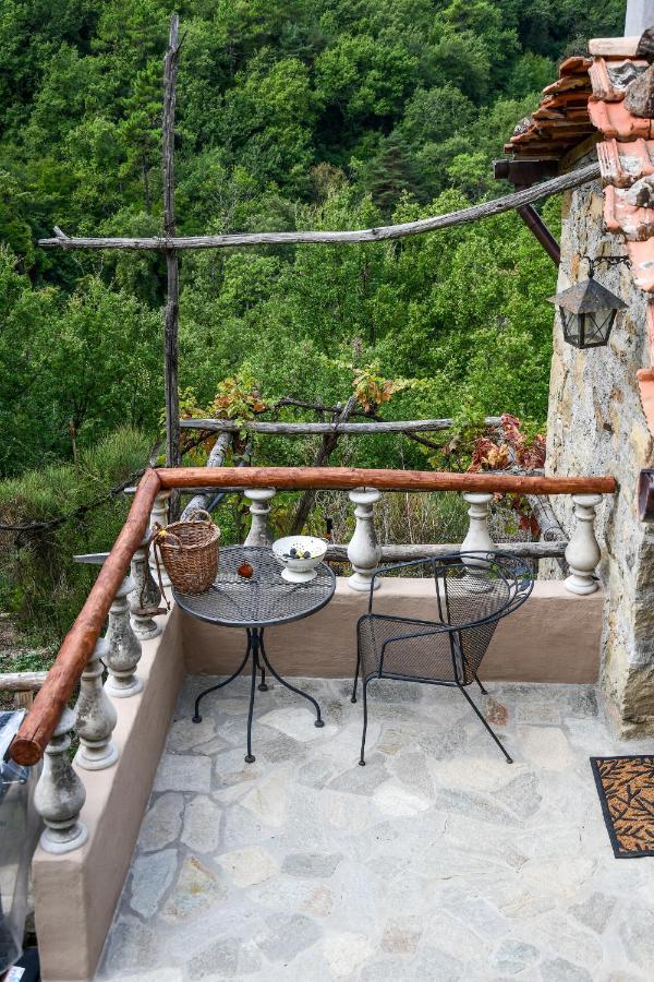 Casa Lucertola Villa Apricale Bagian luar foto