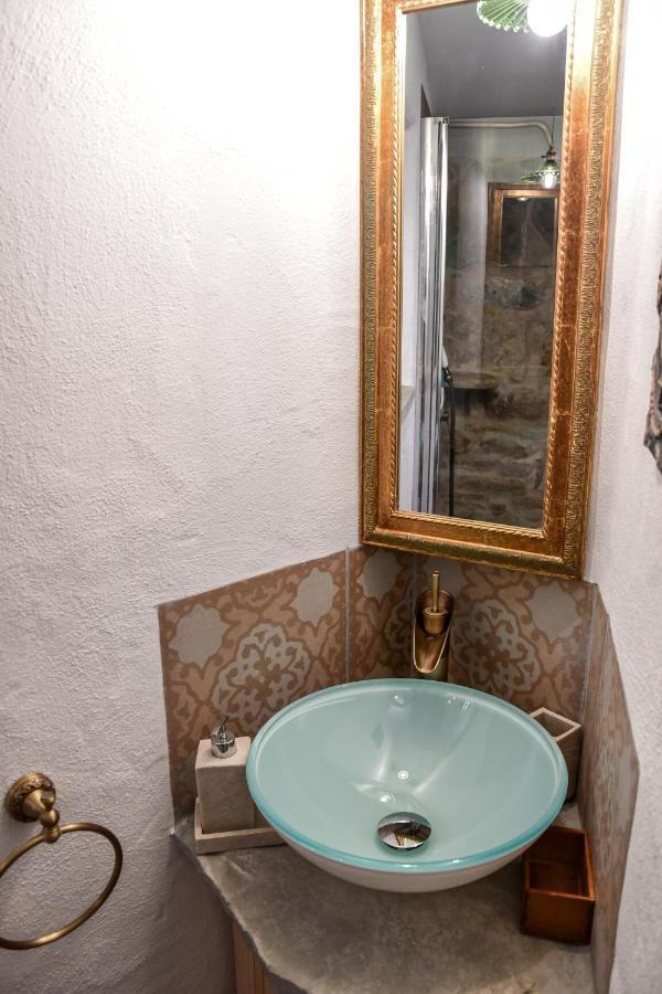 Casa Lucertola Villa Apricale Bagian luar foto